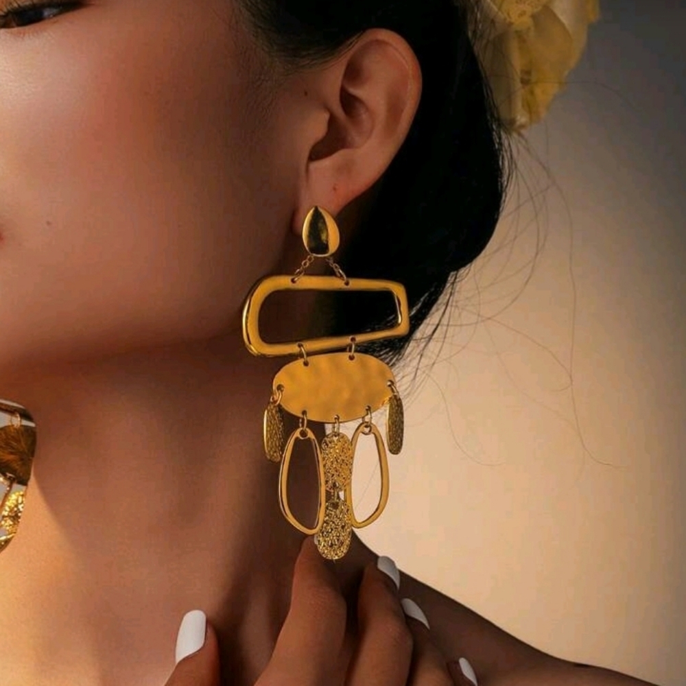 New! Statement Elegant Geometric Hammered Gold Da… - image 3